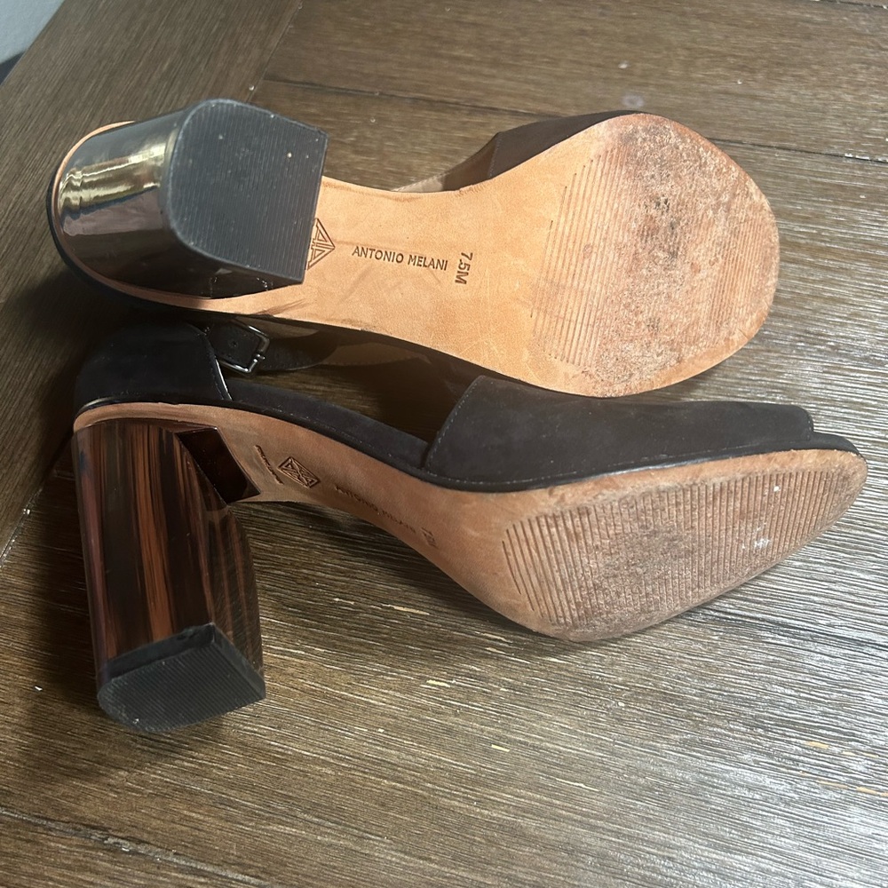 Antonio Melani genuine leather suede with tortoise heel size 7.5 - Picture 9 of 10